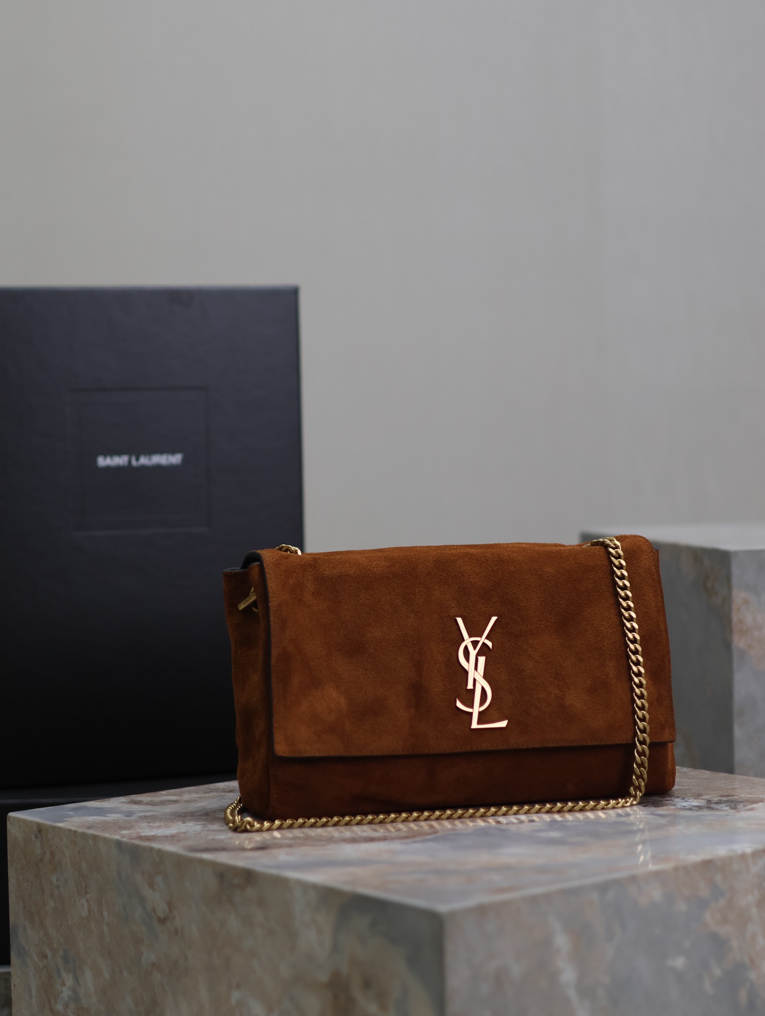 YSL 03379