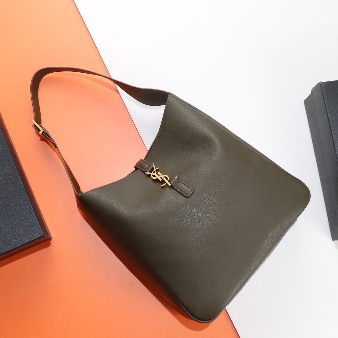 YSL  03869