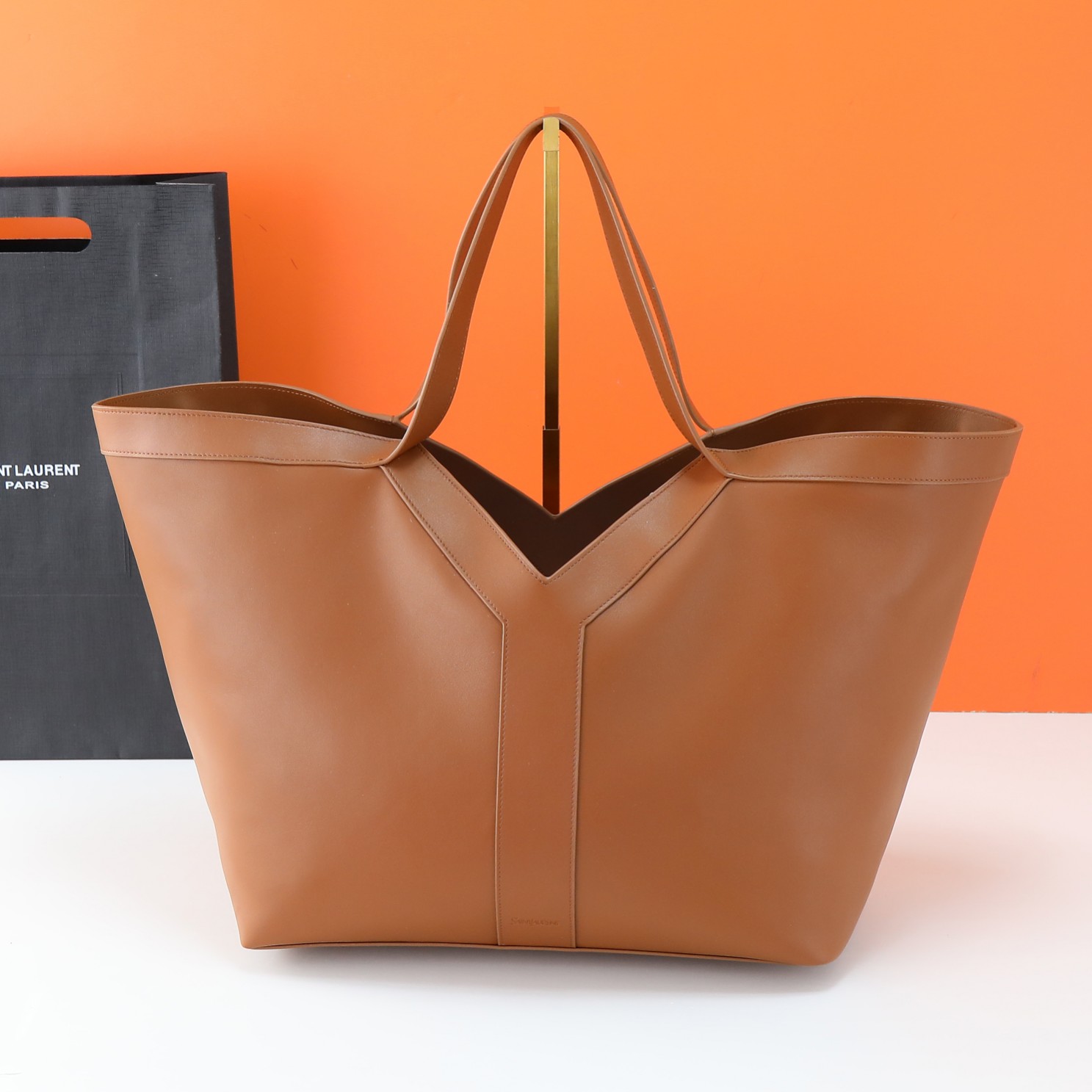 YSL  03949
