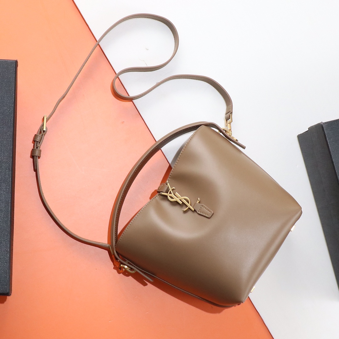 YSL  04239