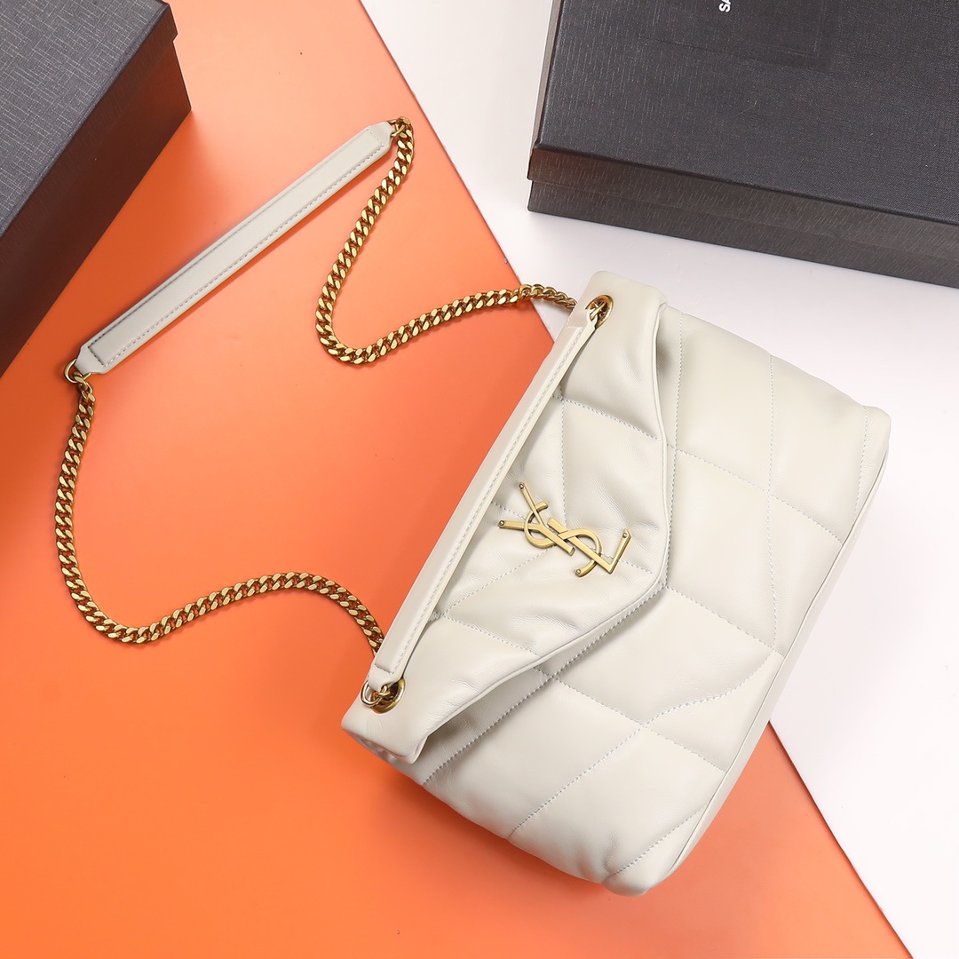 YSL  04369