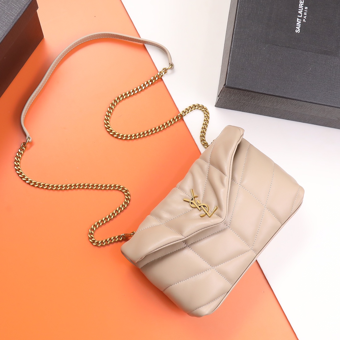 YSL  04709