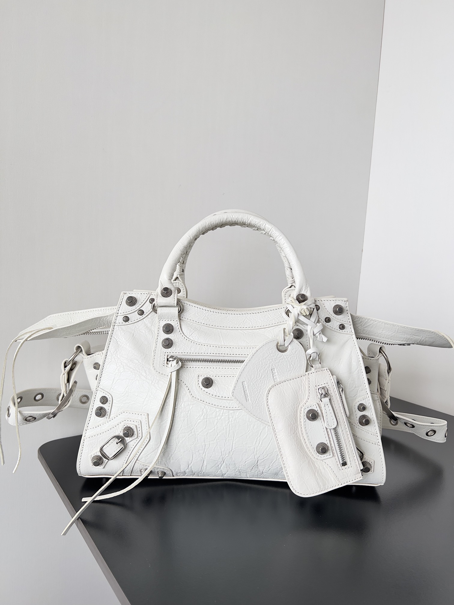 Balenciaga 00439