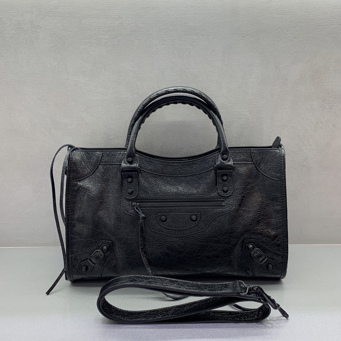 Balenciaga 00448
