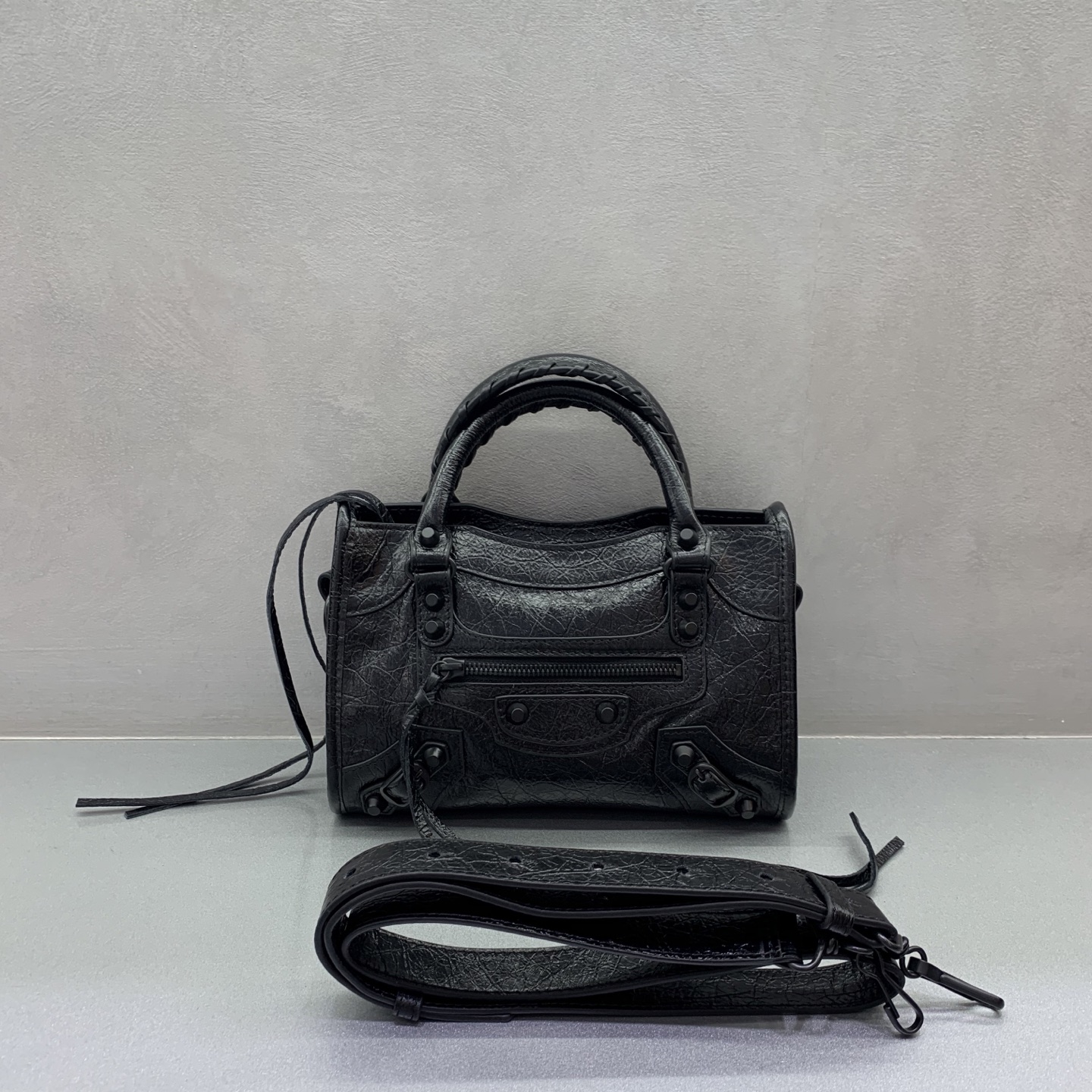 Balenciaga 00468