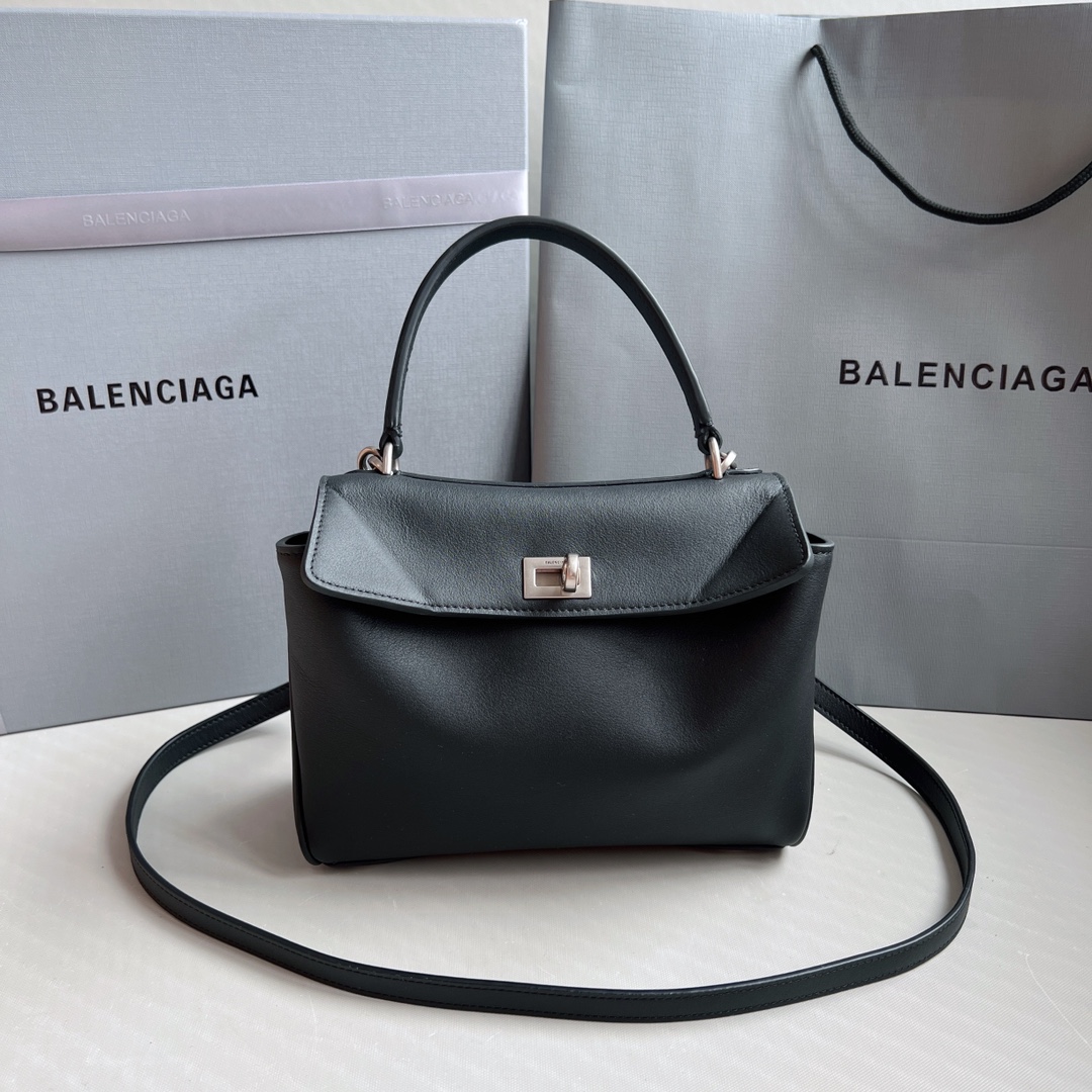 Balenciaga 00469