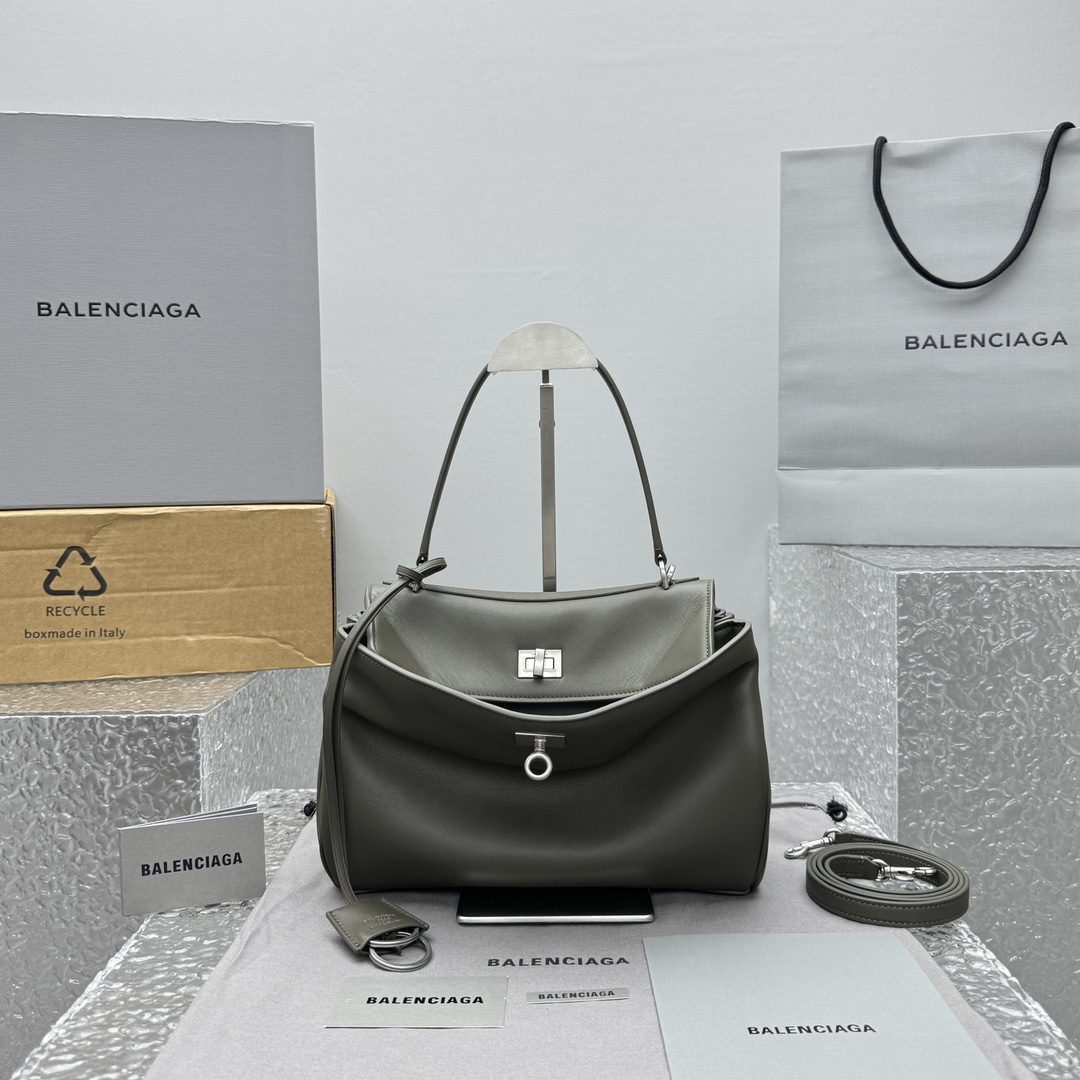 Balenciaga 004712